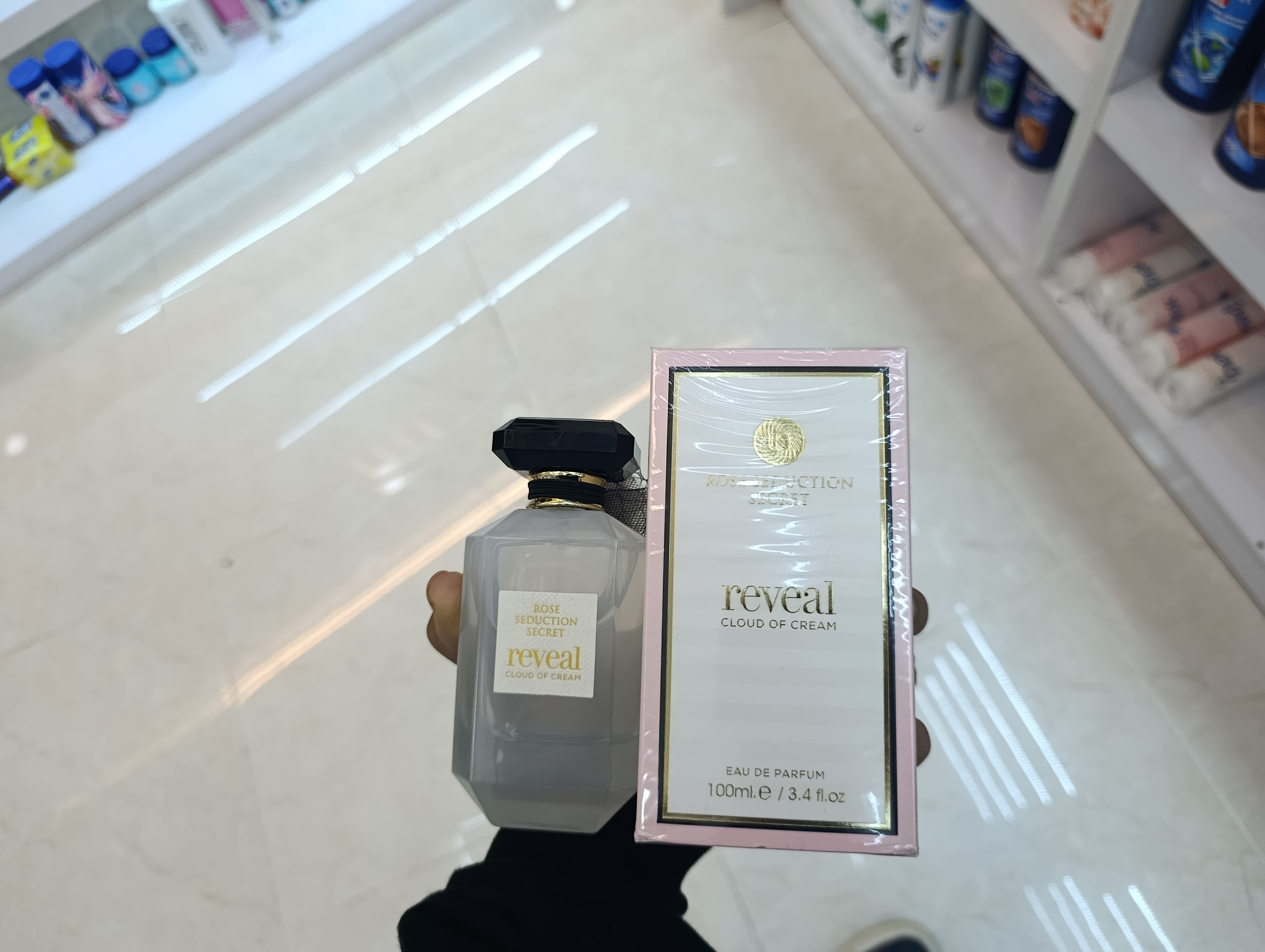 ادکلن فرگرانس ویکتوریا سکرت تیس کرم کلود